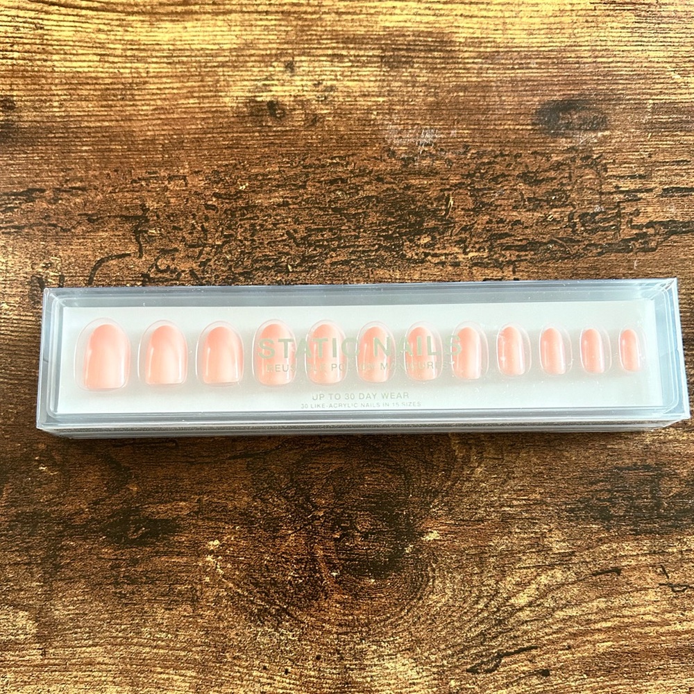 Reusable Pop On Manicure Nails